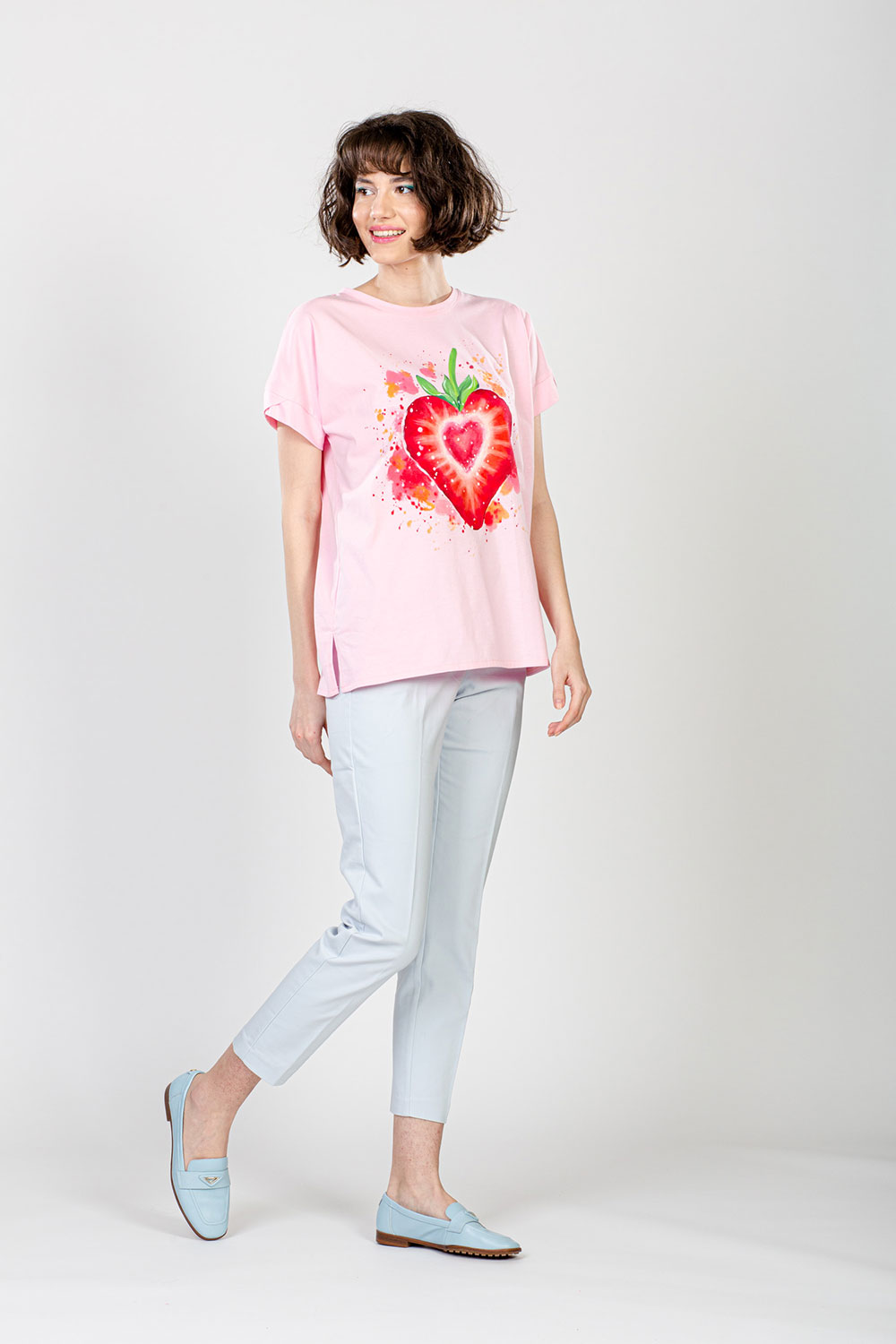 tricou-roz-pictat-manual-strawberry-love-1