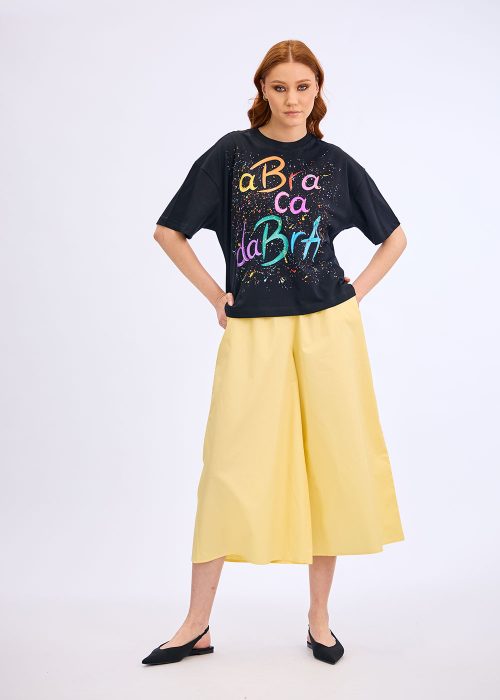 tricou-negru-supradimensionat-pictat-manual-abracadabra-misterium-1